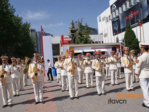 2010ЇHI푟չ