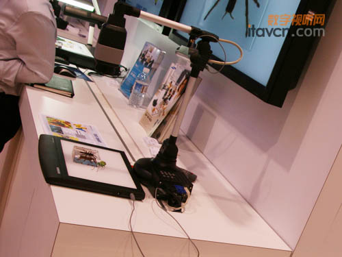 UF-80DXҕlչ_Infocomm2010