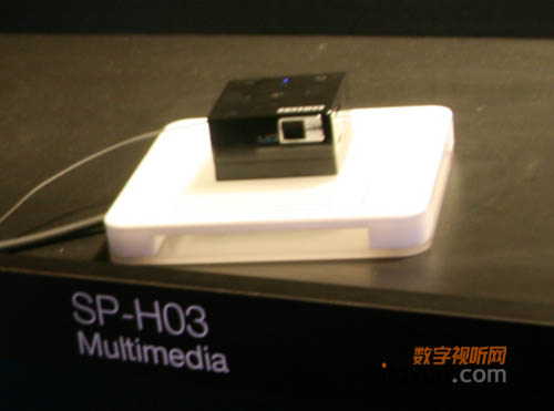 SP-H03yͶӰC@GInfocomm2010