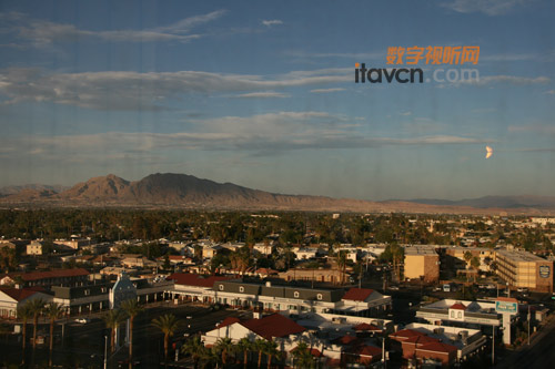 Infocom2010 ˹S˹־S