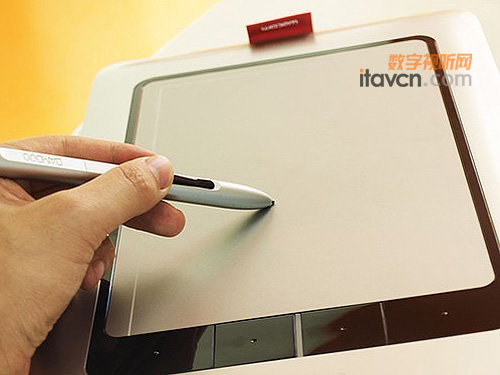 WacomBamboo CTH-661 多點觸控成主流