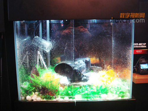 索尼展示防水攝錄機