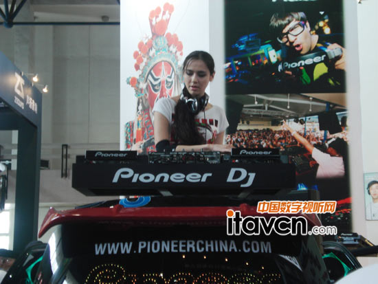 palm 2011DJܽo