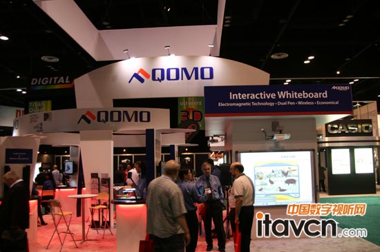 QOMOʽӰװa(chn)Ʒ^