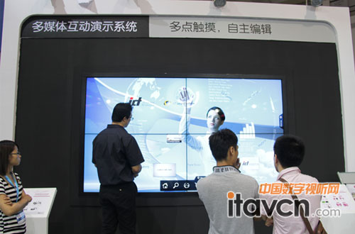 ICT世界首創(chuàng)多媒體互動演示系統(tǒng) + LG55吋LED背光源超窄邊液晶