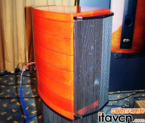 書架音箱與落地音箱在音質方面的區別
