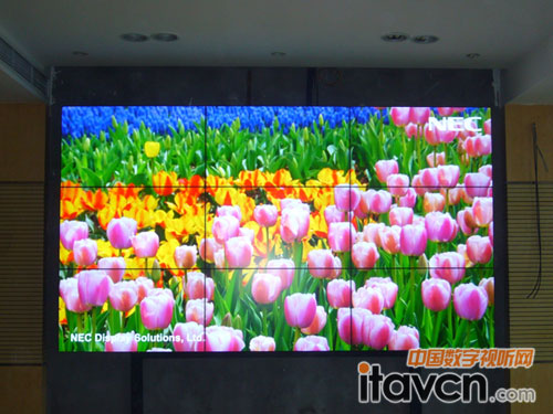 NEC X463UNխ߅Һ@ʾ3×3ƴӉ
