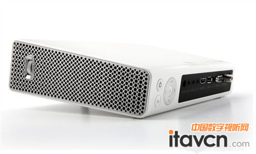 LG PA75C LEDͶӰC