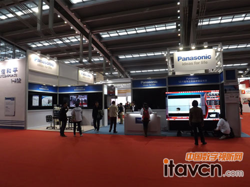 ����չ�F��