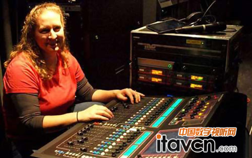 ALLEN&HEATH{(dio)_v̫ƽƌW