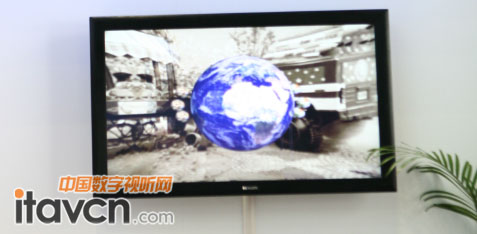 CES開幕，朗辰REALCEL展出新一代55英寸裸眼3D