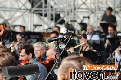 鐵三角話筒AT4051b于音樂會前彩排調試放置位置