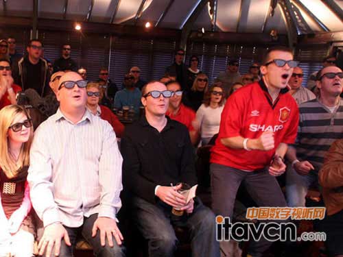 QUMI Q5帶來(lái)大畫(huà)面 讓用戶(hù)身臨其境看比賽