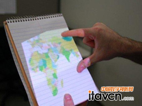 應用該裝置,可以輕松在記事本上手觸查閱電子地圖