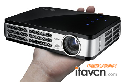 QUMI Q5外觀小巧又大氣