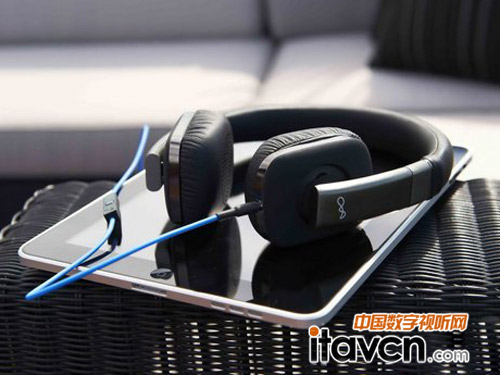 BlueAnt推出Embrace頭戴式立體聲耳機