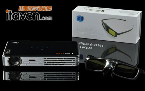 酷樂視X3+微型投影機