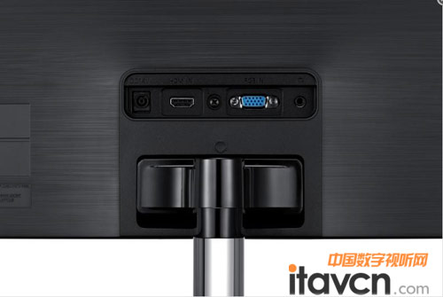 三星“晶致”S24C570HL顯示器背部接口