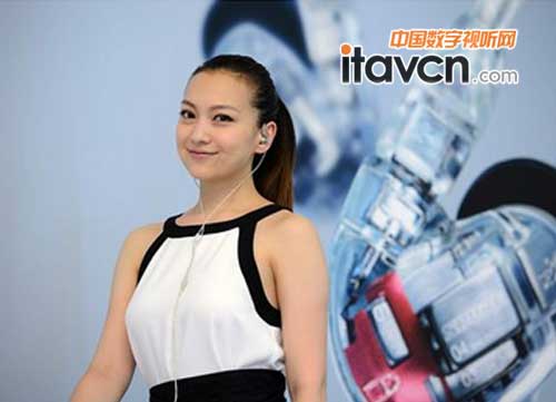 舒爾四單元旗艦耳機(jī)SE846發(fā)布現(xiàn)場