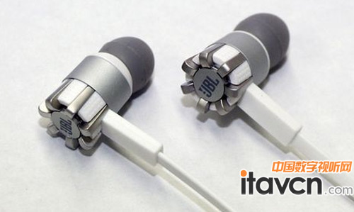 JBL Synchrosϵ�� s200