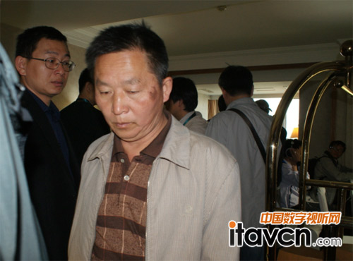 HiFiMAN展廳內(nèi)熱潮洶涌