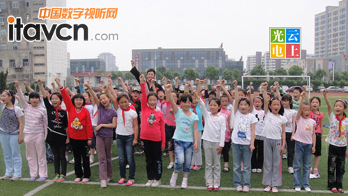 �䌍���ԃr�ȮaƷ��λ����,׌��ͨ�WУҲ���õ���LEDȫ����