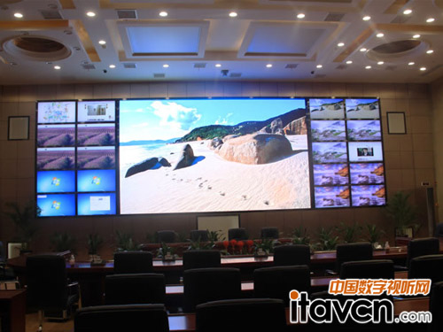 聯(lián)建光電V·Me微密小間距屏閃亮長(zhǎng)沙智慧城市