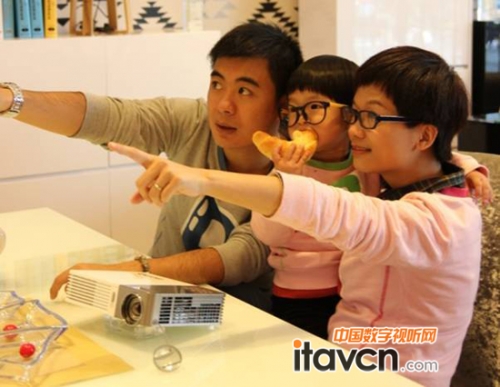 用戶可隨處便攜使用,令家中每一處空間都成為充滿歡笑的樂園