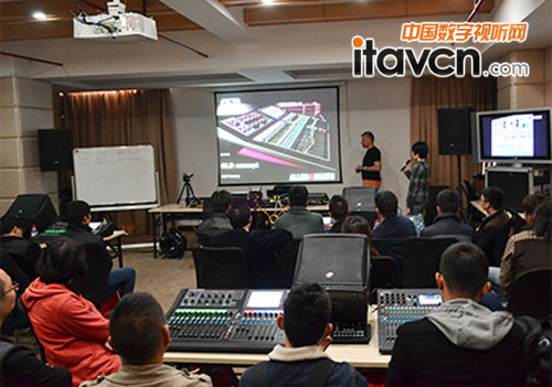 先歌舉辦A&H GLD系列及Qu-16數(shù)字調(diào)音臺(tái)培訓(xùn)會(huì)