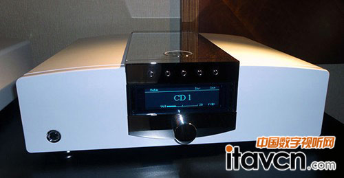 傳承經典 MBL推出新款前級放大器C11