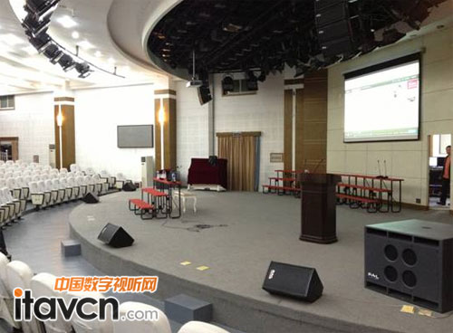 錦江小學報告廳采用PAL專業音響設備