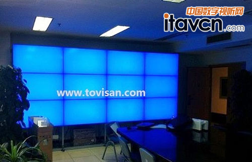 銳安超窄邊液晶拼接屏