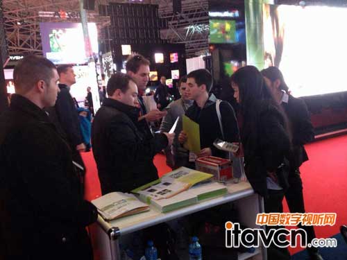 ISE2014չLED@ʾaƷ