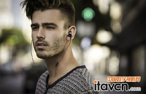 JBL T100A帶單按鈕遙控和麥克風入耳式耳塞耳機