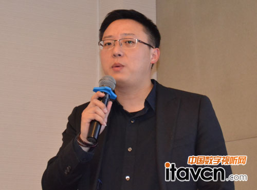 �����Ї��^ͶӰ�C�N�۽����˼�һ