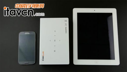 微型投影酷樂視X5 小巧精致