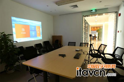 酷樂視X5的亮度與分辨率為什么夠用?