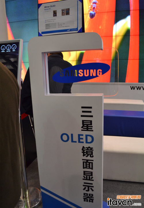 OLEDR@ʾ
