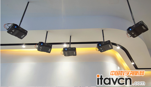 ���c�F�������Ļ������^չʾ��Vivitek(��Ӎ)DW6030����ͶӰ�C