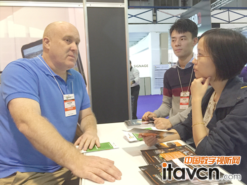 康榮電子首次出征巴西數(shù)字標(biāo)牌展