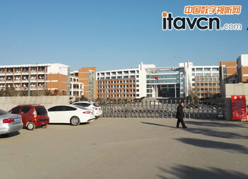 77套清投美達(dá)TNetBoard系統(tǒng)入駐河南某重點(diǎn)高中