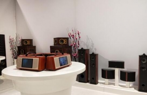 惠威科技攜全線精品亮相2018CES