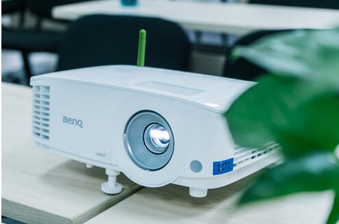 明基智能商務E580——戒斷“上班成癮”新靶點