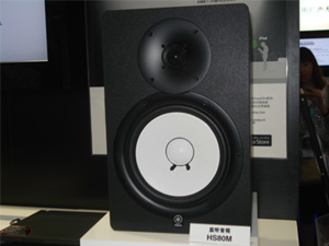 雅馬哈HS80M雙功放近場監(jiān)聽音箱亮相palm 2011